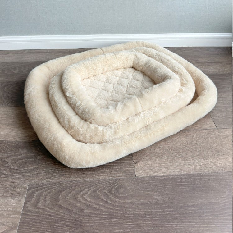 Imitation Rabbit Fur Cat Bed Winter Cat Sleeping Pad Quilted Bottom Machine Washable Cat Mat Plush Cat Bed Winter Warm Cat Bed